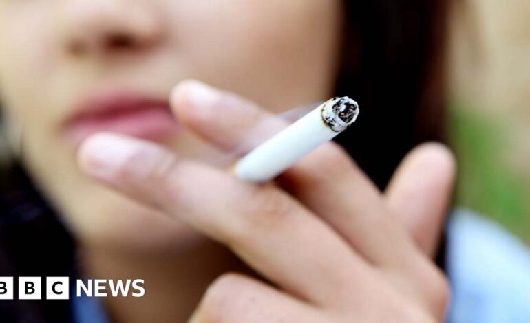 Posłowie popierają zakaz palenia dla osób urodzonych po 2009 roku