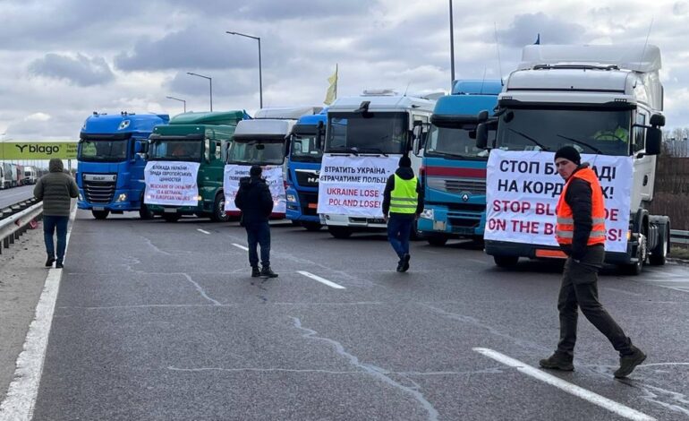 Polscy rolnicy znoszą blokadę granicy z Ukrainą, łagodząc napięcia