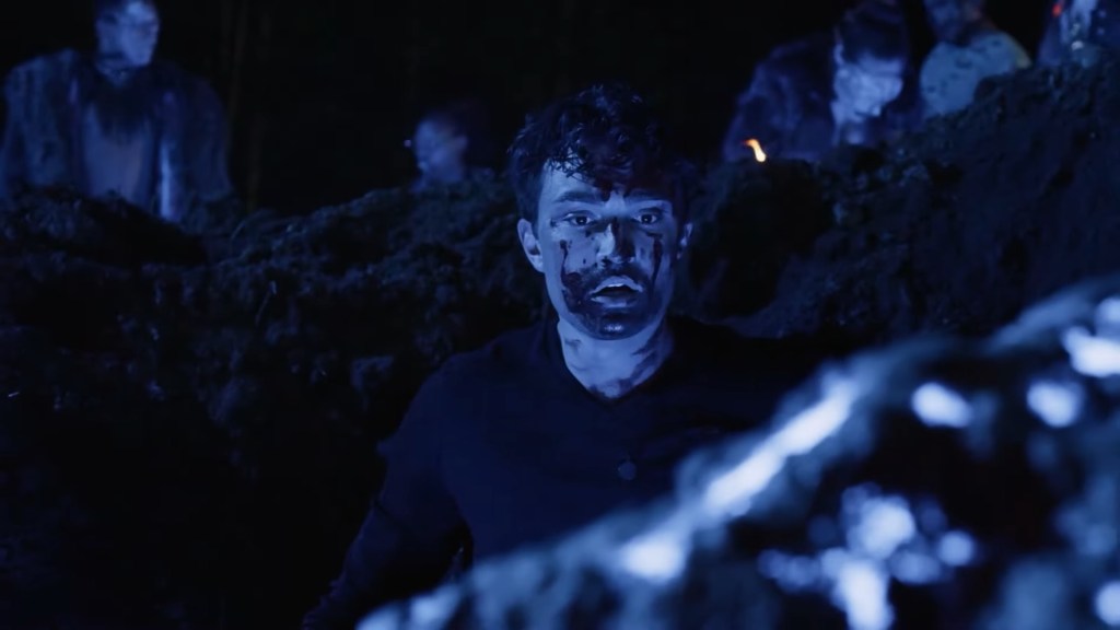 Eboy (Ryan McEwen) wpada w kłopoty w Festiwalu żywych trupów (2024), TUBI
