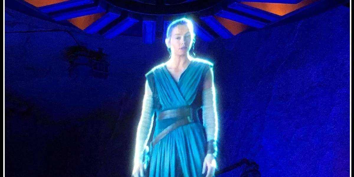 Rey Daisy Ridley jako hologram w Powstaniu Ruchu Oporu