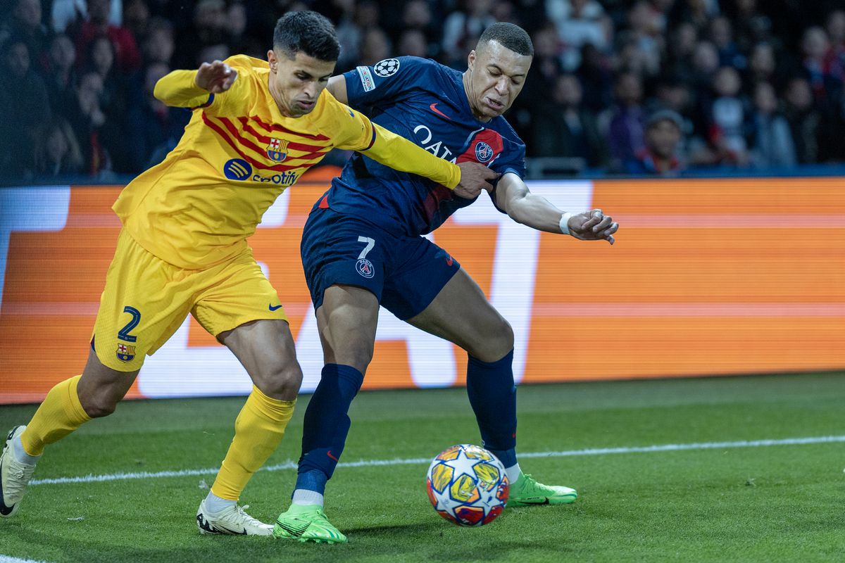 Paris Saint-Germain kontra Barcelona.  Pierwszy mecz ćwierćfinału Ligi Mistrzów UEFA.