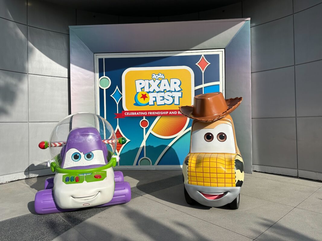 Festiwal Pixara "Historia zabawek" "Samochody" mozliwosc zrobienia zdjecia 