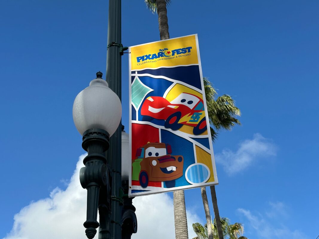 Festiwal Pixara "Samochody" transparent