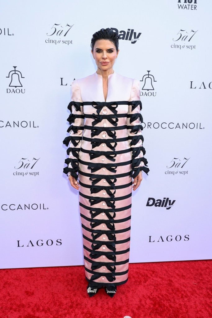 Lisa Rinna na rozdaniu nagród Fashion Los Angeles Awards 28 kwietnia w Beverly Hills, czerwony dywan, Wiederhoeft