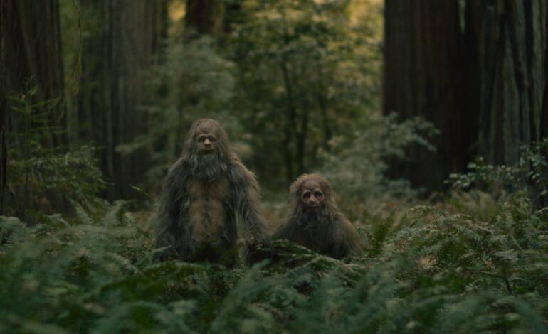 Wyjaśnienie zakończenia filmu Bigfoot „Sasquatch Sunset” (przed nami spoilery)