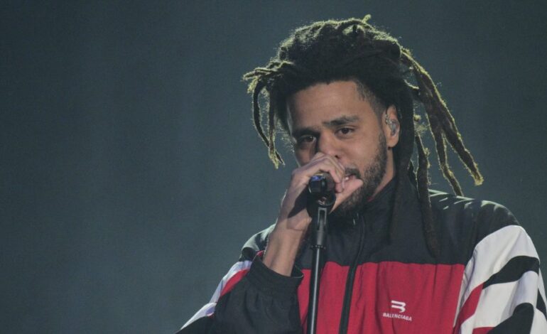 J. Cole żałuje, że wypuścił Kendricka Lamara Dissa „7 Minute Drill”