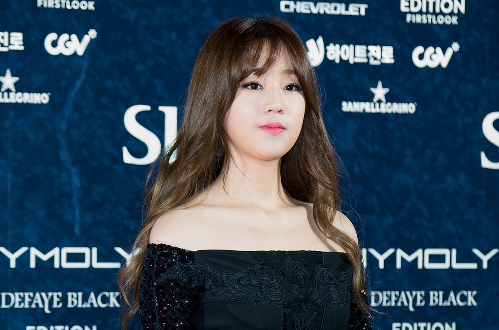 Południowokoreańska piosenkarka Park Boram bierze udział w ceremonii wręczenia nagród Style Icon Awards 2014 w DDP, 28 października 2014 r. w Seulu, Korea Południowa.