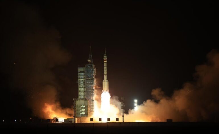 Taikonauci z Shenzhou-18 rozpoczynają podróż na stację kosmiczną w celu przeprowadzenia dalszych eksperymentów naukowo-technicznych – Xinhua