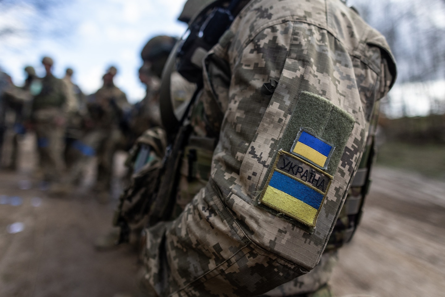 Po wznowieniu pomocy USA Ukraina będzie próbowała wydostać się z kłopotów