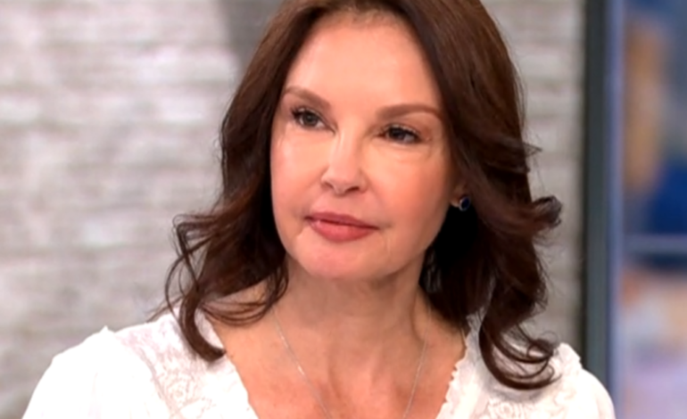 Aktor Ashley Judd omawia unieważniony wyrok skazujący Weinsteina: „Przemoc na tle seksualnym to taki złodziej”