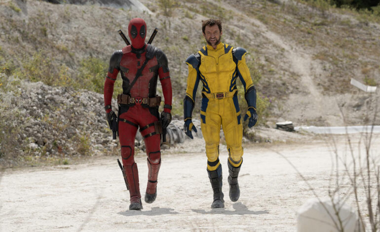 Plan filmu „Deadpool i Wolverine” (krwawiony) Spot w kinie proszący ludzi o wyciszenie telefonów komórkowych
