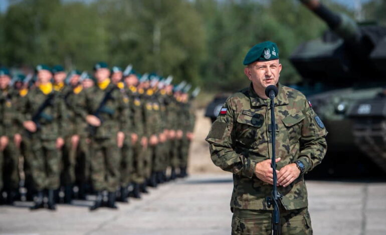 Dlaczego Polska zwolniła generała zaangażowanego w pomoc Ukrainie?