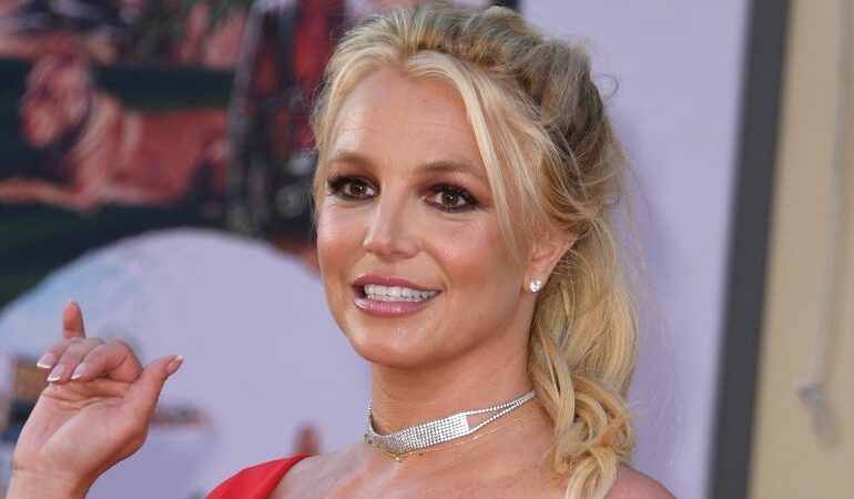 Britney Spears rozstrzyga długotrwały spór prawny z ojcem, z którym była w separacji, ostatecznie kładąc kres konserwatorstwu