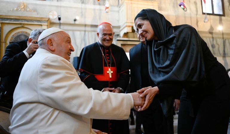 Papież po raz pierwszy w historii odwiedza Biennale w Wenecji