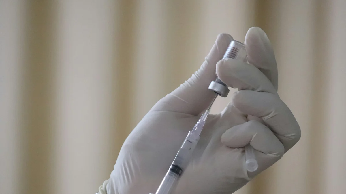 Nigeria jest pionierem w opracowaniu nowej szczepionki przeciw zapaleniu opon mózgowo-rdzeniowych.  Dlaczego to ma znaczenie