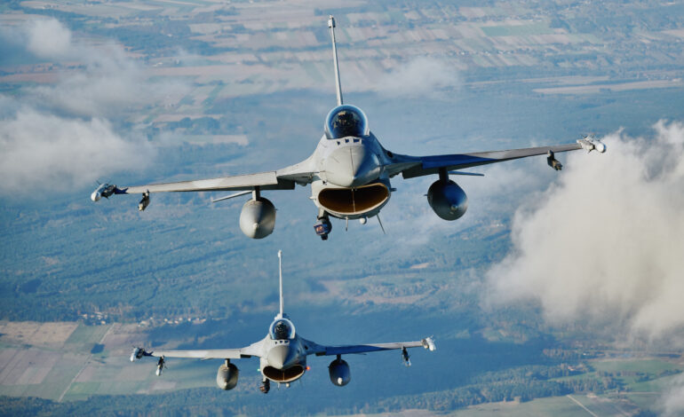 Samoloty NATO wzbiły się w powietrze po masowych rosyjskich atakach rakietowych
