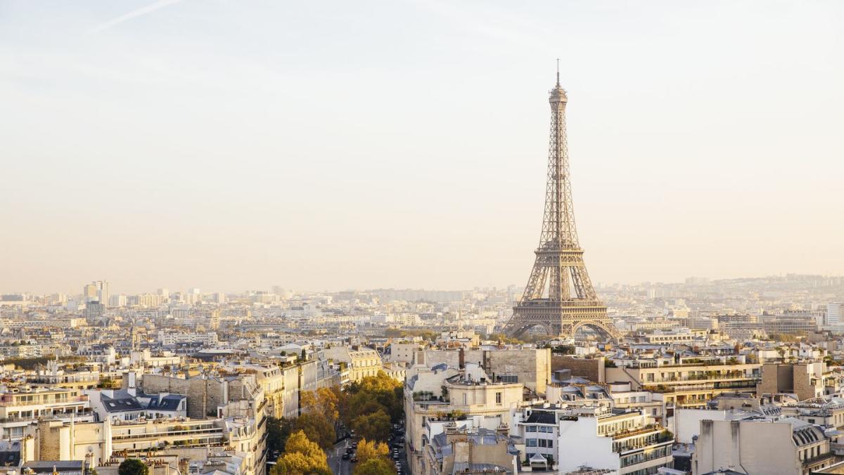 15 niesamowitych miejsc w Paryżu, które warto dodać do planu podróży