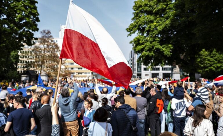 Polska wycofuje się z art. 7, specjalnej procedury UE dotyczącej praworządności