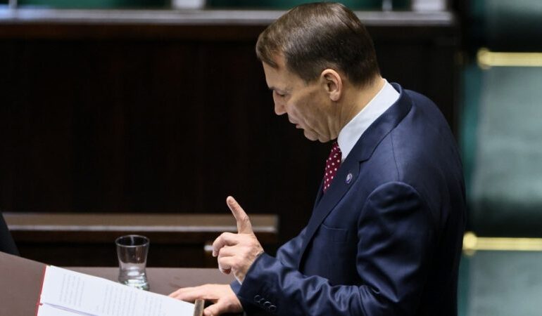 Minister spraw zagranicznych Polski nie wyklucza wysłania wojsk na Ukrainę – Euractiv