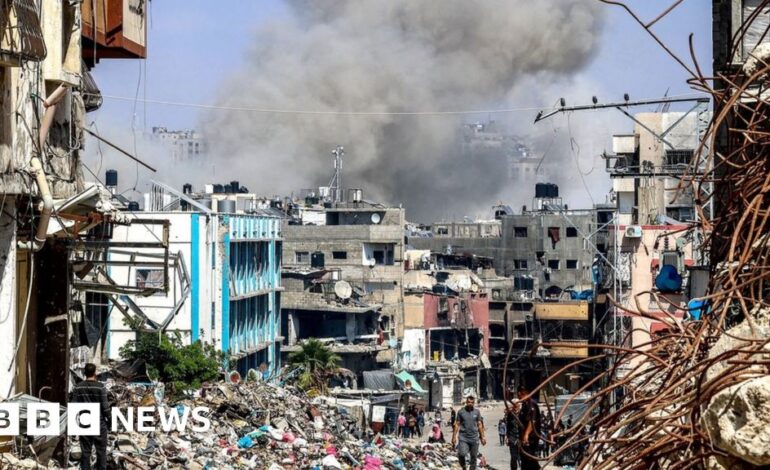 Wojna w Gazie: szaleją bitwy, gdy wojska izraelskie intensyfikują operacje w Dżabalii i Rafah