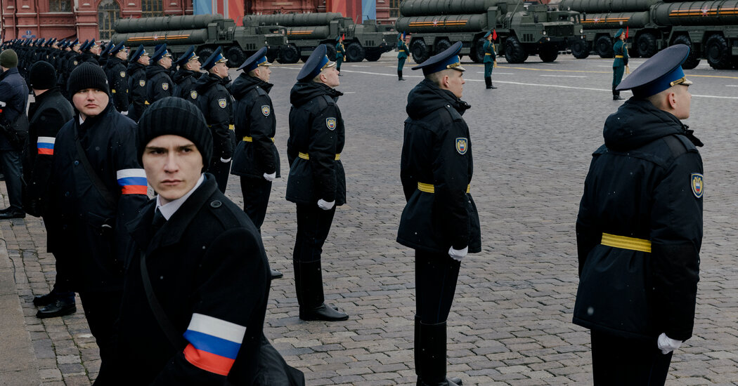 Rosyjskie zyski w wojnie na Ukrainie niepokoją urzędników amerykańskich