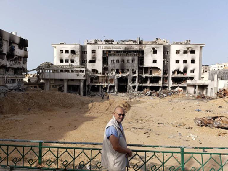 Wizyta Zouhaira Lahny w szpitalu Al-Shifa, którą opisał jako "barbarzyńsko zniszczone" 