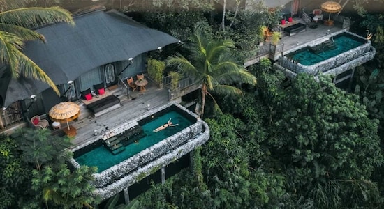 Nr 3. Bali: Bujne tarasy ryżowe, wspaniałe plaże i tętniąca życiem scena kulturalna na Bali sprawiają, że jest to raj dla relaksu i duchowych poszukiwań, oferując odwiedzającym szansę zanurzenia się w balijskich tradycjach i cudach natury.  (Zdjęcie: Shutterstock)