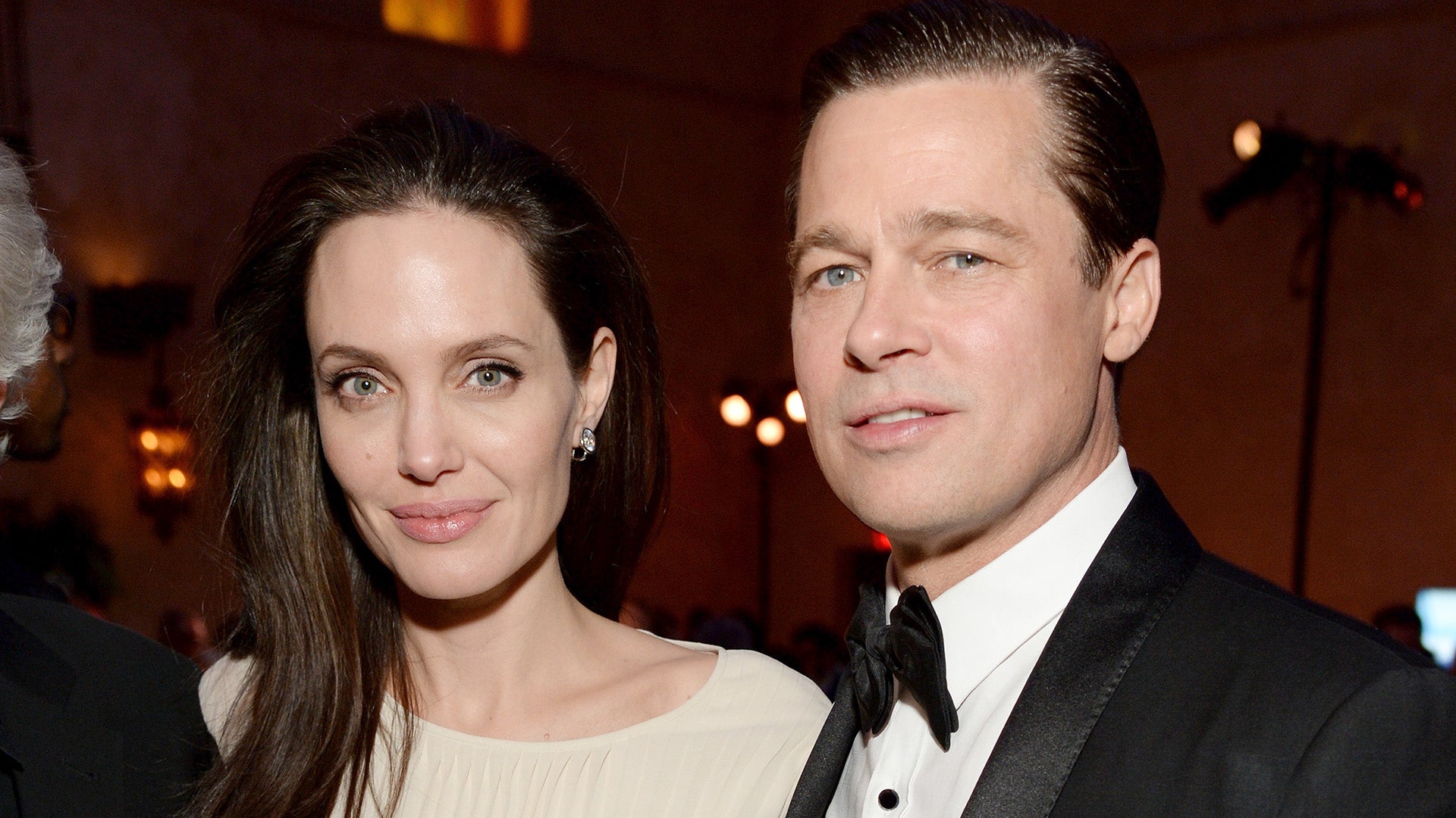 Angelina Jolie oskarżona o zniechęcanie dzieci do widywania się z tatą Bradem Pittem (dokumenty sądowe)