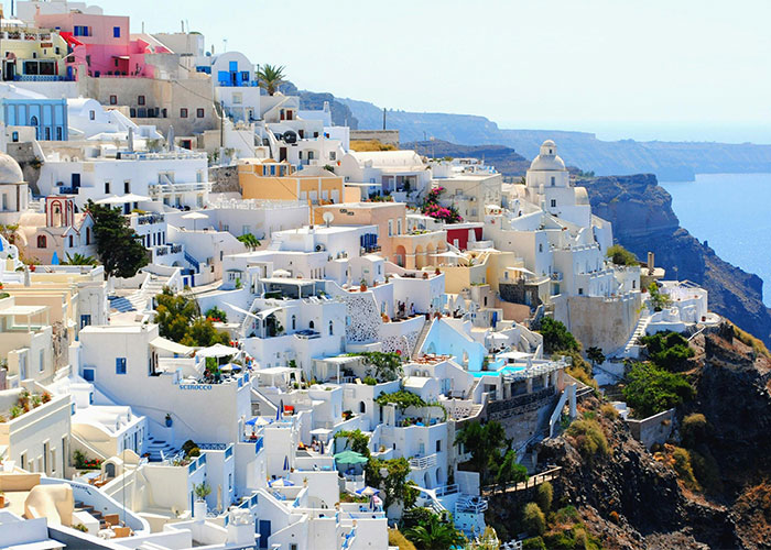„Jakie atrakcje turystyczne nie są przereklamowane?”: 35 miejsc, o których warto robić szum
