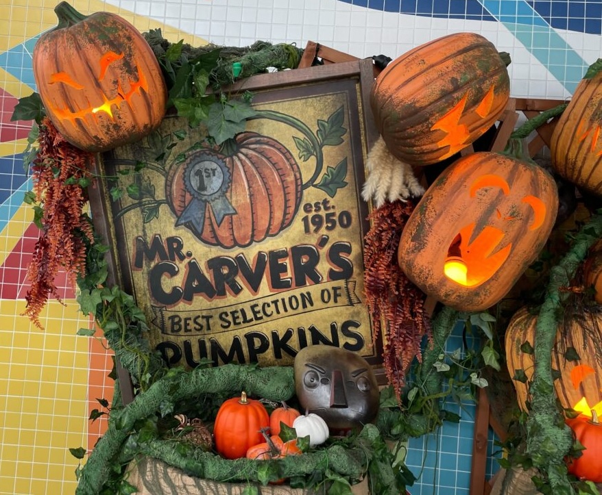 Oznakowanie Halloweenowe horrory i dynie pana Carvera 