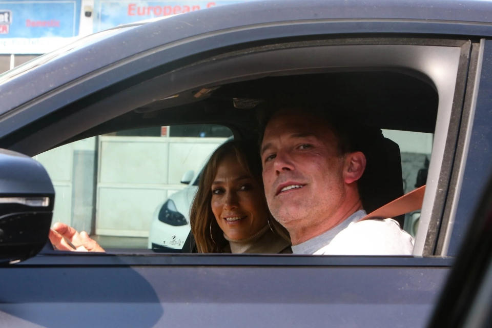 Jennifer Lopez i Ben Affleck w samochodzie