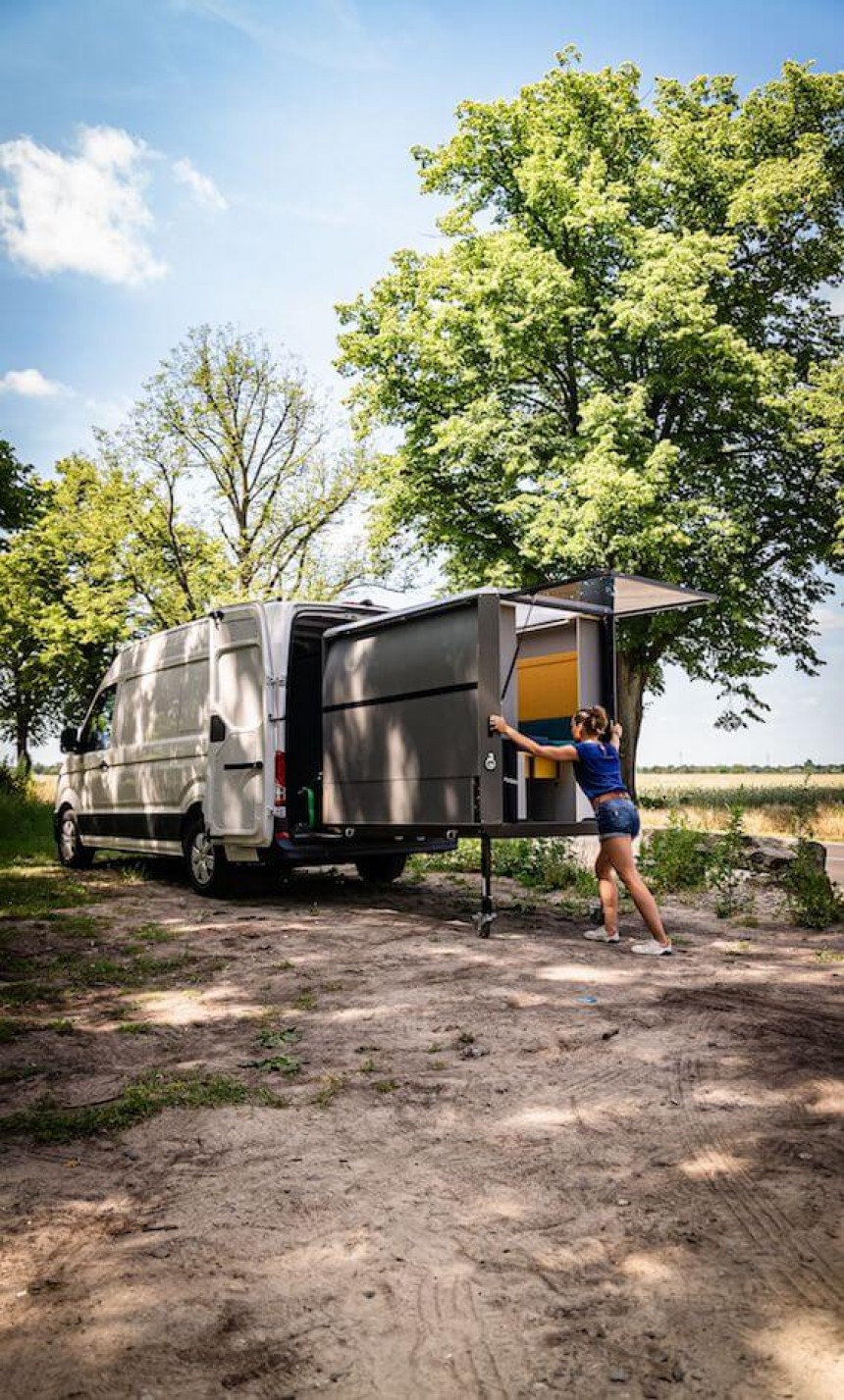Moduł PlugVan Camper zamienia każdy pusty van w przyczepę kempingową w mniej niż 5 minut i bez modyfikacji pojazdu