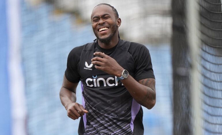 Eng kontra Pak, 1. T20I – Po 382 dniach na uboczu Jofra Archer wraca do Anglii