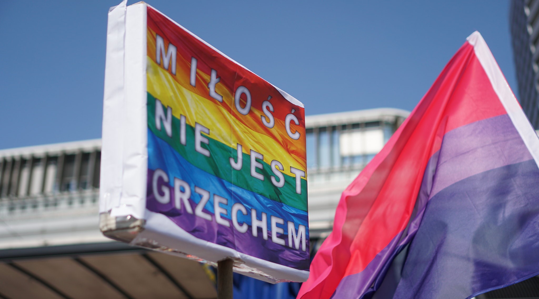 W Polsce ma miejsce pierwsze kościelne błogosławieństwo par tej samej płci