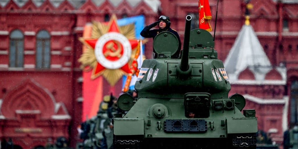 Rosyjska parada wojskowa na Placu Czerwonym ponownie miała tylko jeden czołg