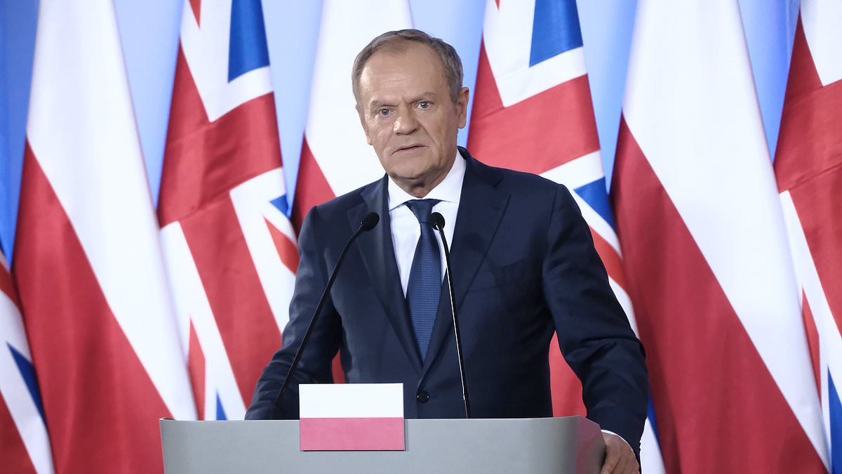 Premier Polski nienawidzący Brexitu Donald Tusk przechwala się, że do 2030 r. Polacy będą bogatsi od Brytyjczyków, ponieważ „lepiej być w UE”