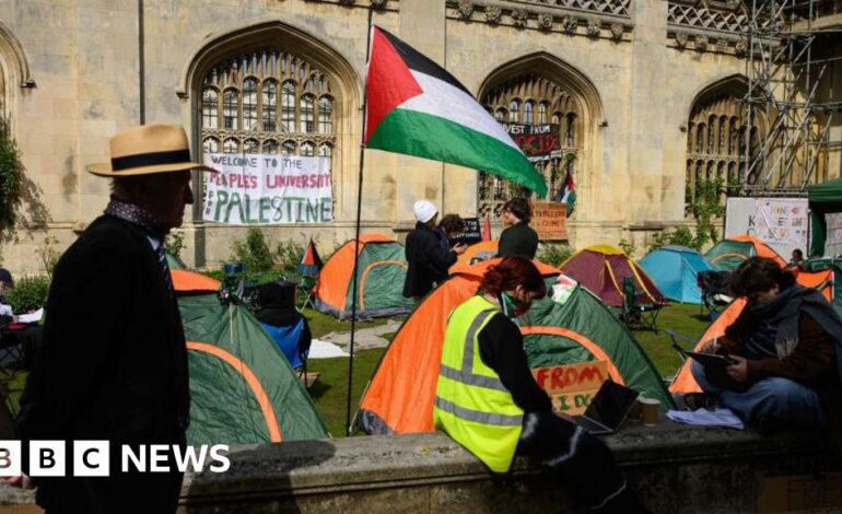 Uniwersytety UK twierdzą, że protesty na kampusach mogą wymagać działań