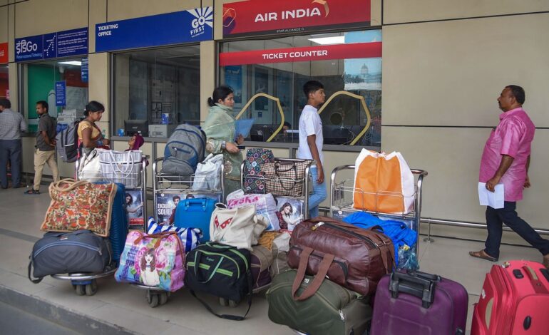 Personel pokładowy Air India Express kończy strajk, linia lotnicza cofa pisma dotyczące rozwiązania umowy o pracę |  Najnowsze wiadomości Indie
