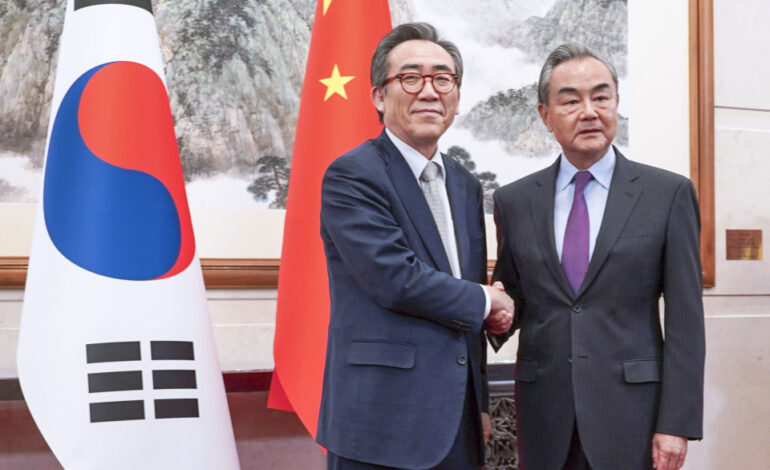 Chiny ostrzegają Koreę Południową przed zacieśnieniem stosunków z USA i Japonią