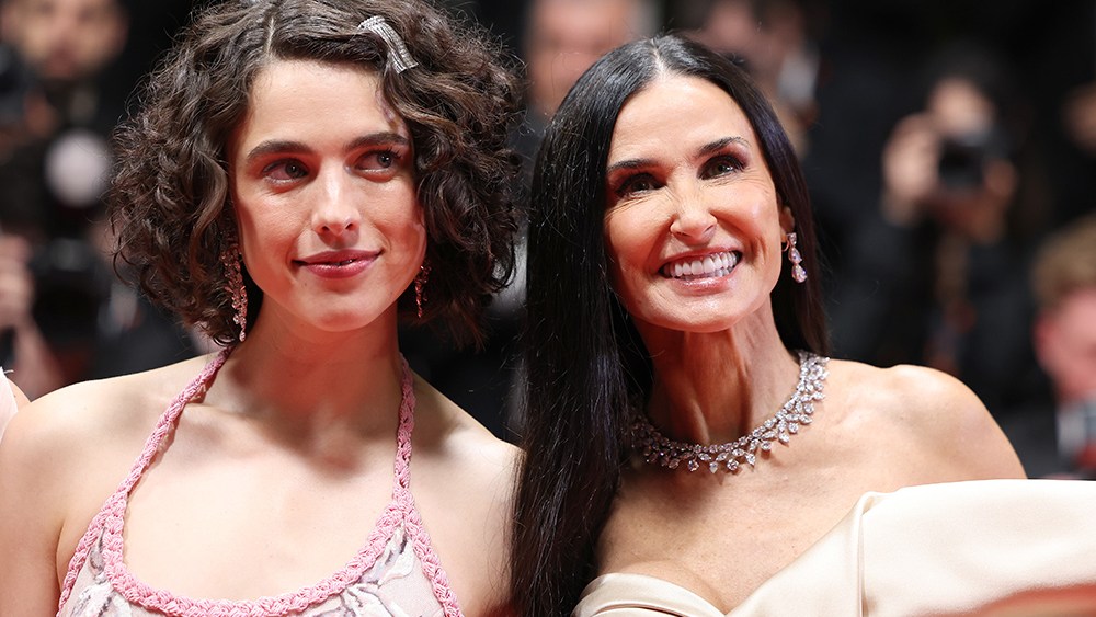 Demi Moore i Margaret Qualley otrzymały owację na stojąco w Cannes za treść