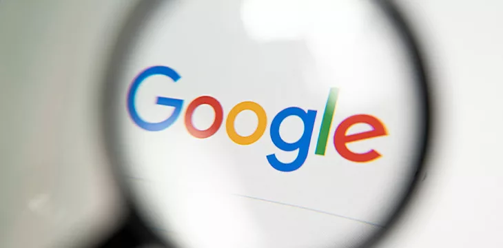 Nowa polityka Google dotycząca sztucznej inteligencji w wyszukiwaniu budzi obawy związane z małym ruchem w sieci