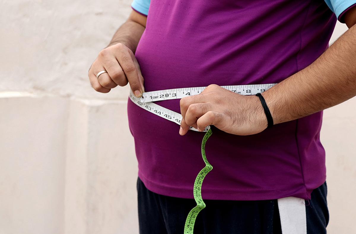 Ogólne, otyłość centralna związana z większym ryzykiem raka jelita grubego