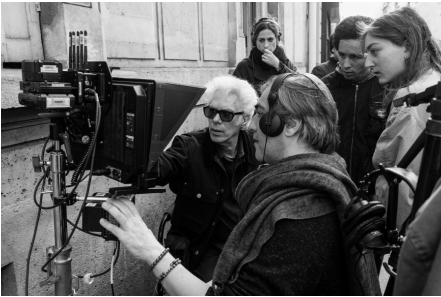 Jim Jarmusch zostaje sfotografowany za kamerą na planie swojego nowego filmu