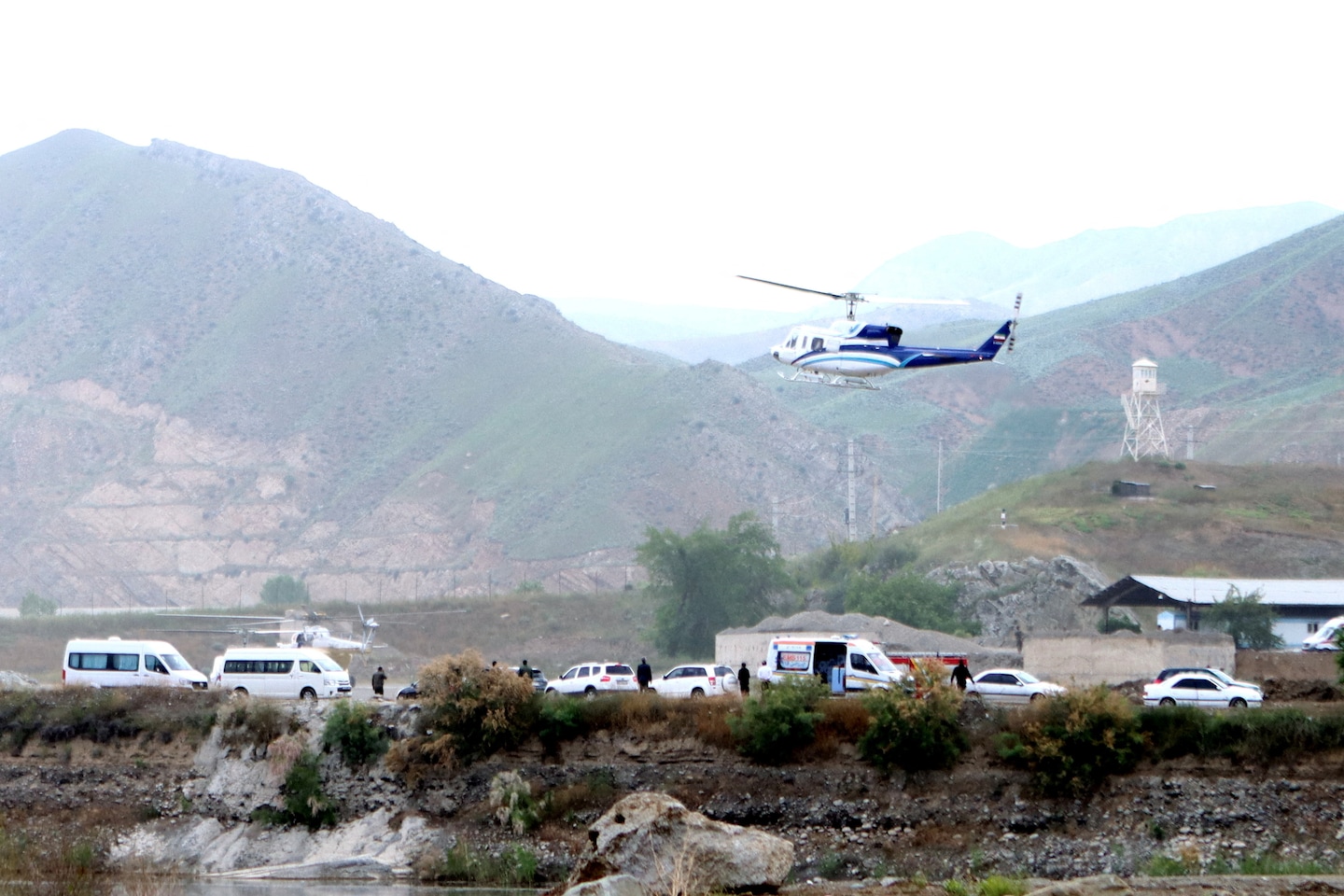 Helikopter Bell 212 rozbił się, przewożąc prezydenta Iranu Raisiego: co wiemy