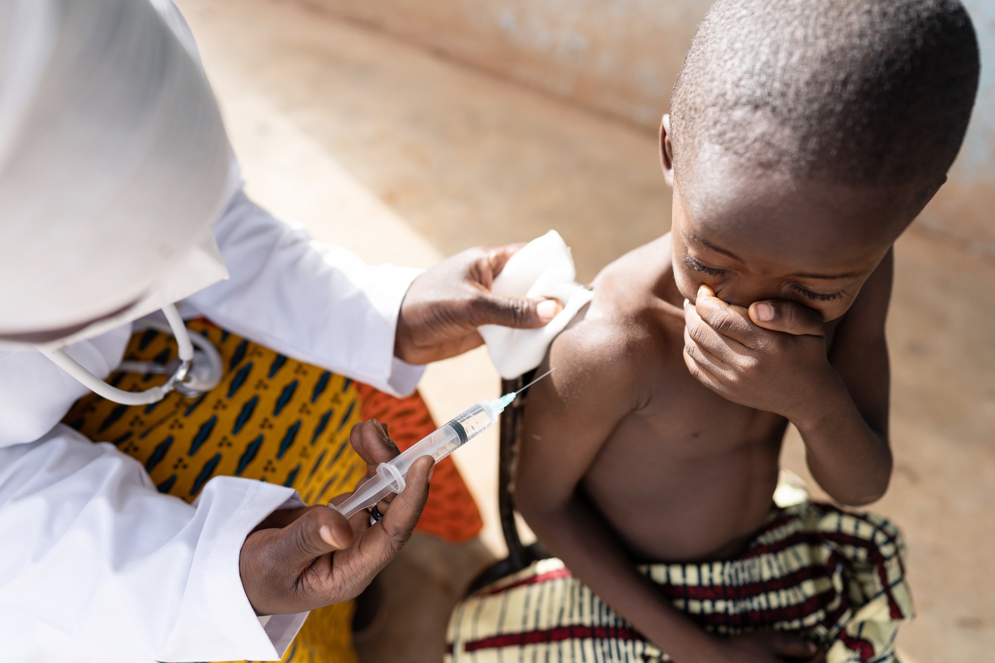 Badanie: Wkład szczepień w poprawę przeżycia i zdrowia: modelowanie 50 lat rozszerzonego programu szczepień.  Źródło zdjęcia: Riccardo Mayer / Shutterstock