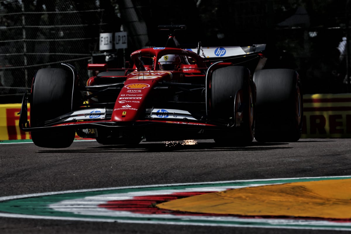 Ulepszono Ferrari najszybciej w Imola FP1, Verstappen dwukrotnie odpadał
