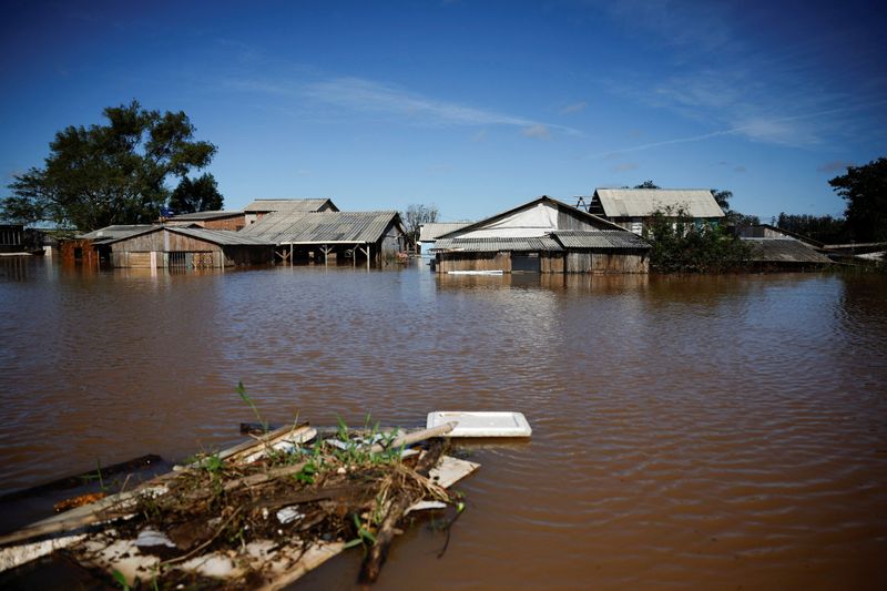 Eksperci ostrzegają, że powodzie w Brazylii ustąpią po kilku tygodniach