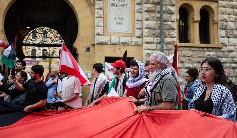 Od Australii po Wielką Brytanię: miejsce, w którym na całym świecie odbywają się propalestyńskie protesty uniwersyteckie