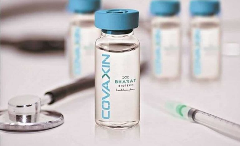 Jak wynika z badania BHU, ponad 30% osób przyjmujących Covaxin miało problemy zdrowotne po roku