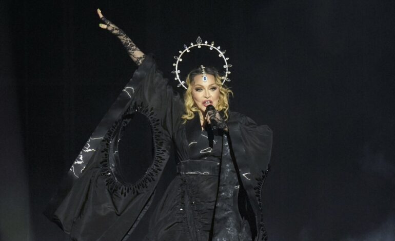 Madonna daje darmowy koncert w Rio, zamieniając plażę Copacabana w ogromny parkiet taneczny